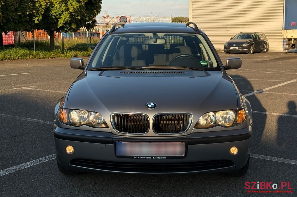 2005' BMW 3 Series 316I photo #3