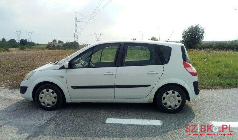 2005' Renault Scenic photo #1