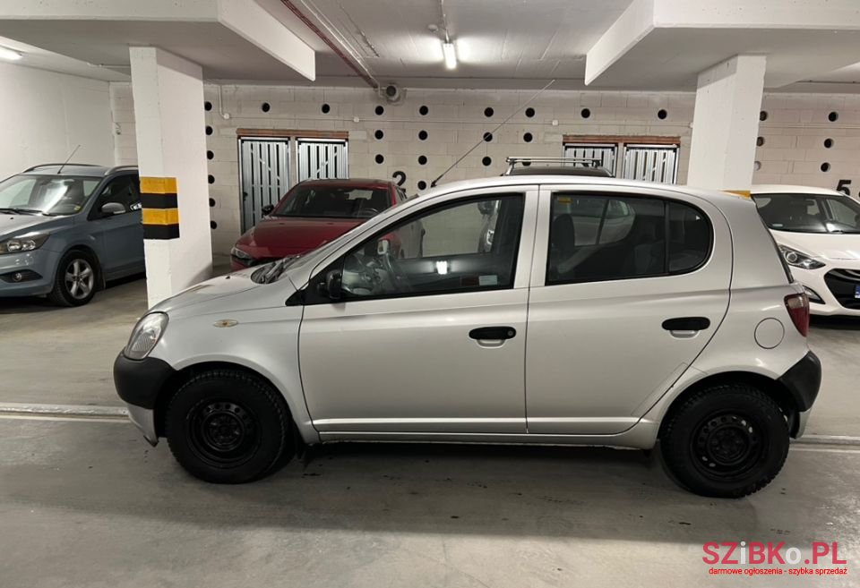 2003' Toyota Yaris photo #2