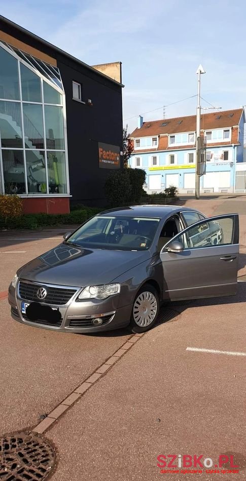 2007' Volkswagen Passat photo #1