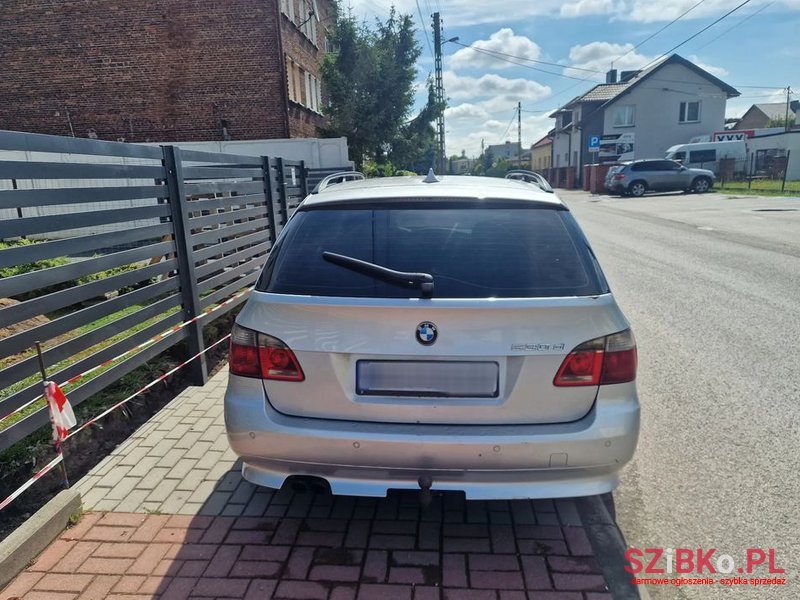 2006' BMW 5 Series 530D Touring photo #6