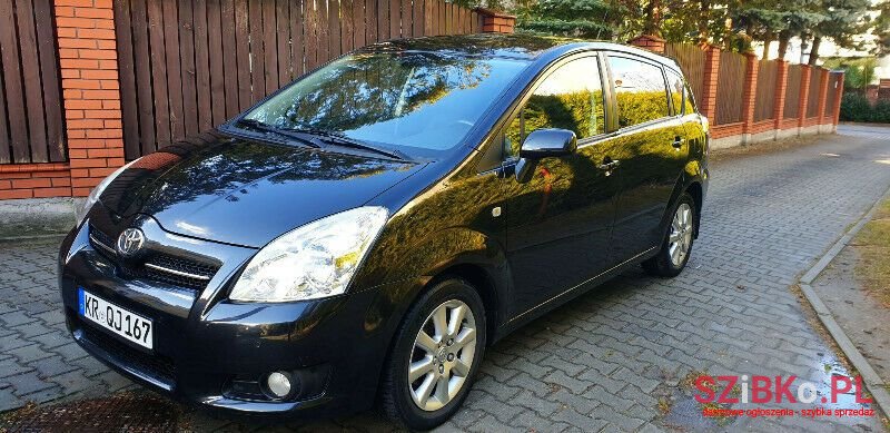 2009' Toyota Corolla photo #2