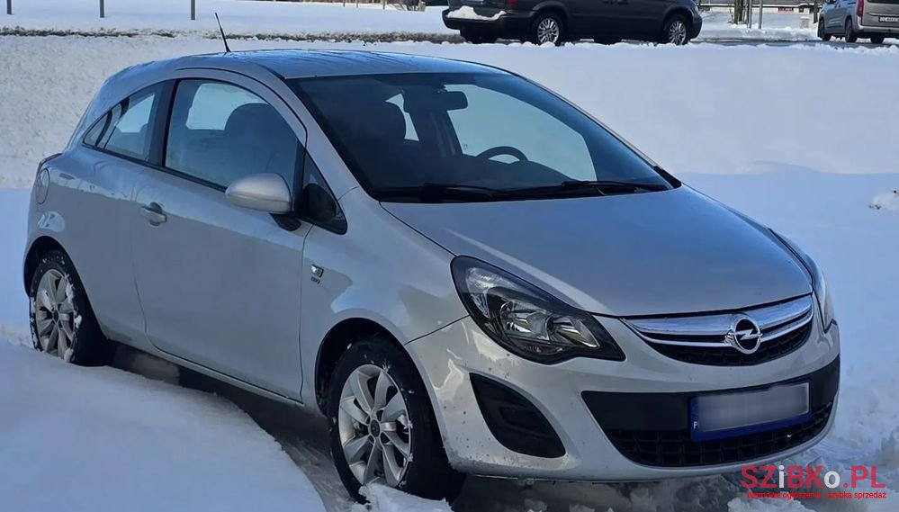 2014' Opel Corsa photo #2