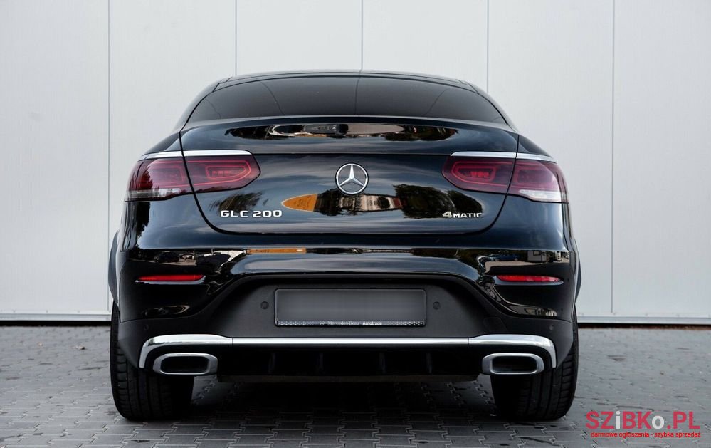 2019' Mercedes-Benz GLC photo #5