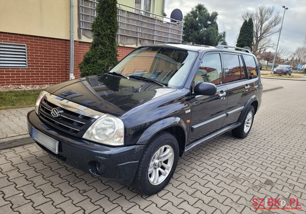 2004' Suzuki Grand Vitara 2.7 V6 photo #1