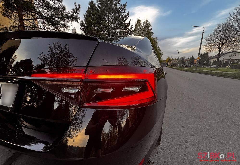 2022' Skoda Superb photo #5