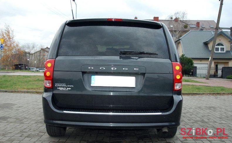 2012' Dodge Grand Caravan photo #2