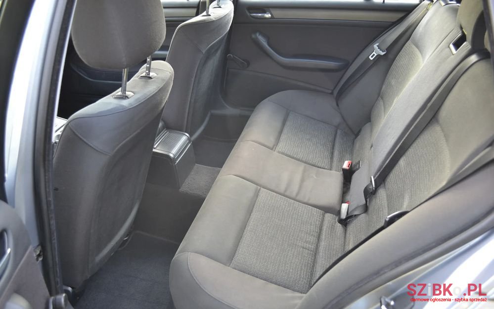 2003' BMW 3 Series 320D photo #6