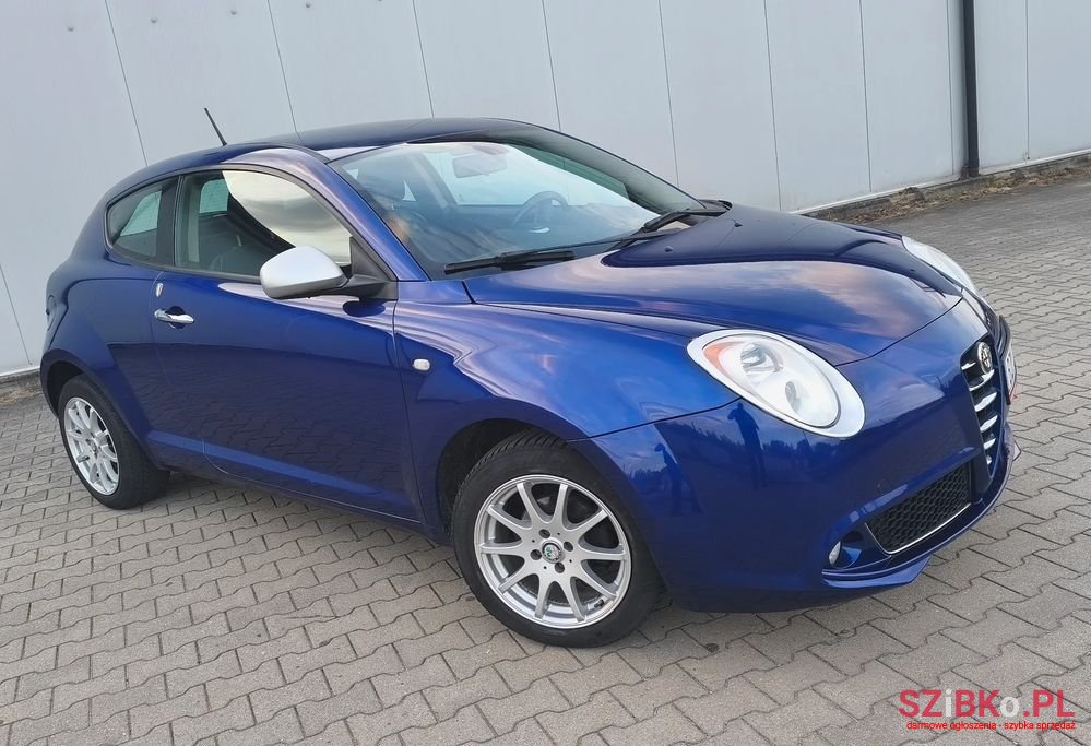 2011' Alfa Romeo MiTo photo #2