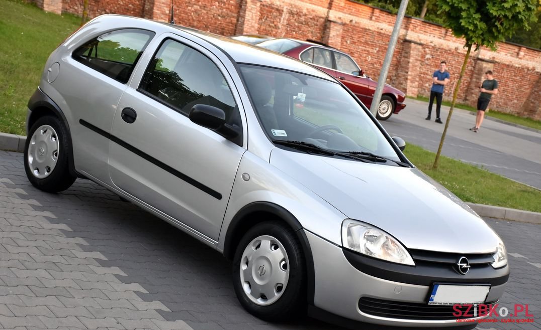 2001' Opel Corsa Comfort photo #4