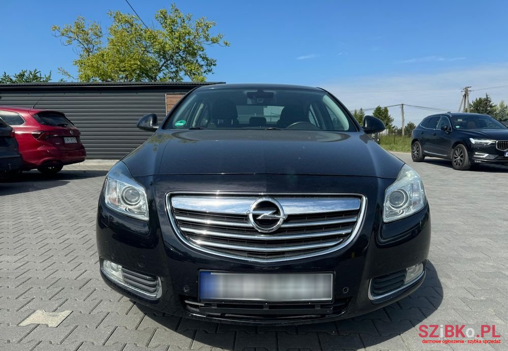2009' Opel Insignia 1.8 Active photo #2