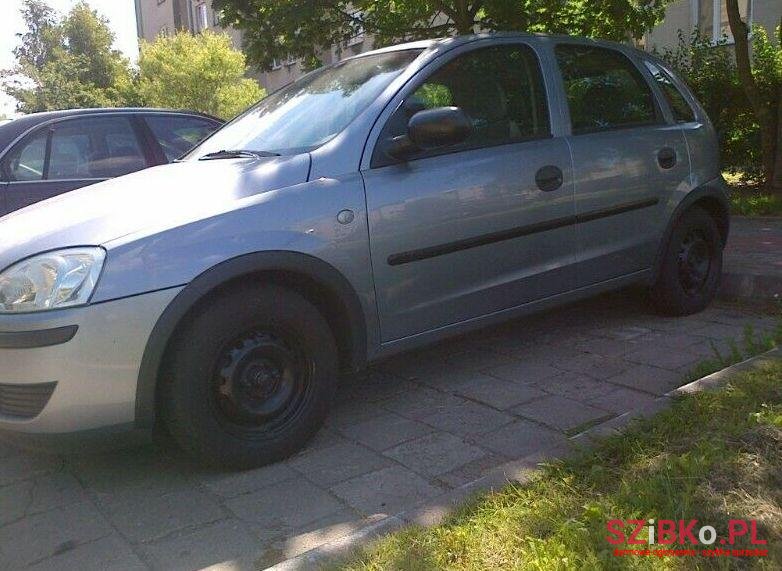 2004' Opel Corsa photo #1