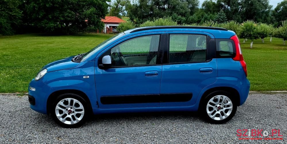 2012' Fiat Panda photo #4