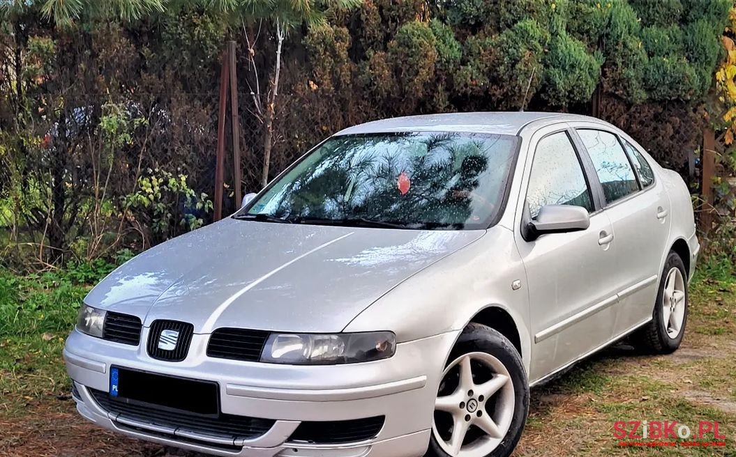 2001' SEAT Toledo photo #1