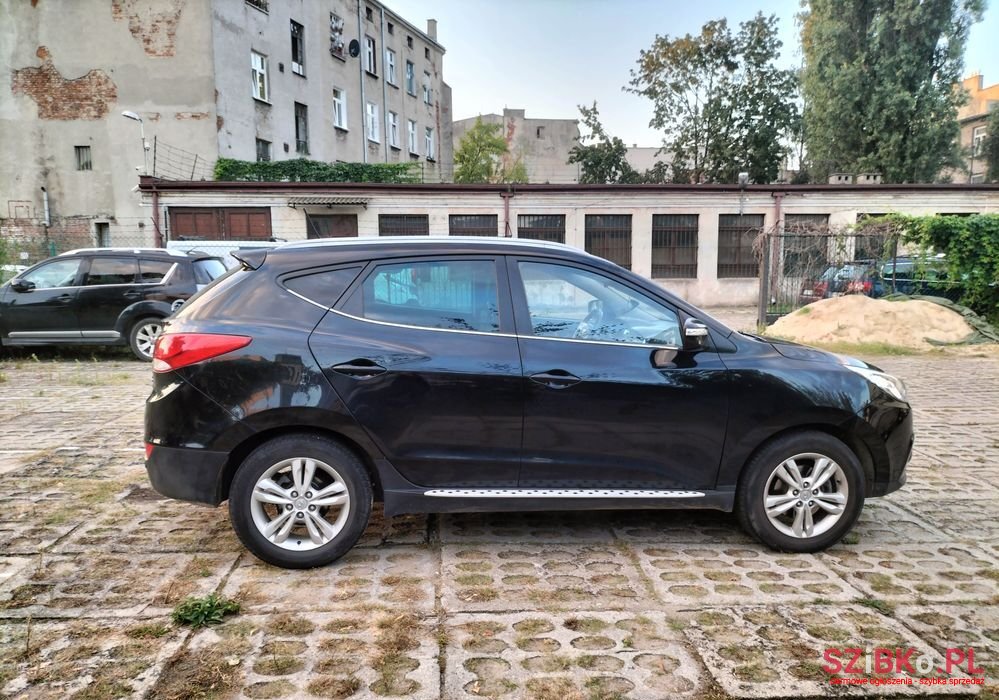 2012' Hyundai ix35 photo #2