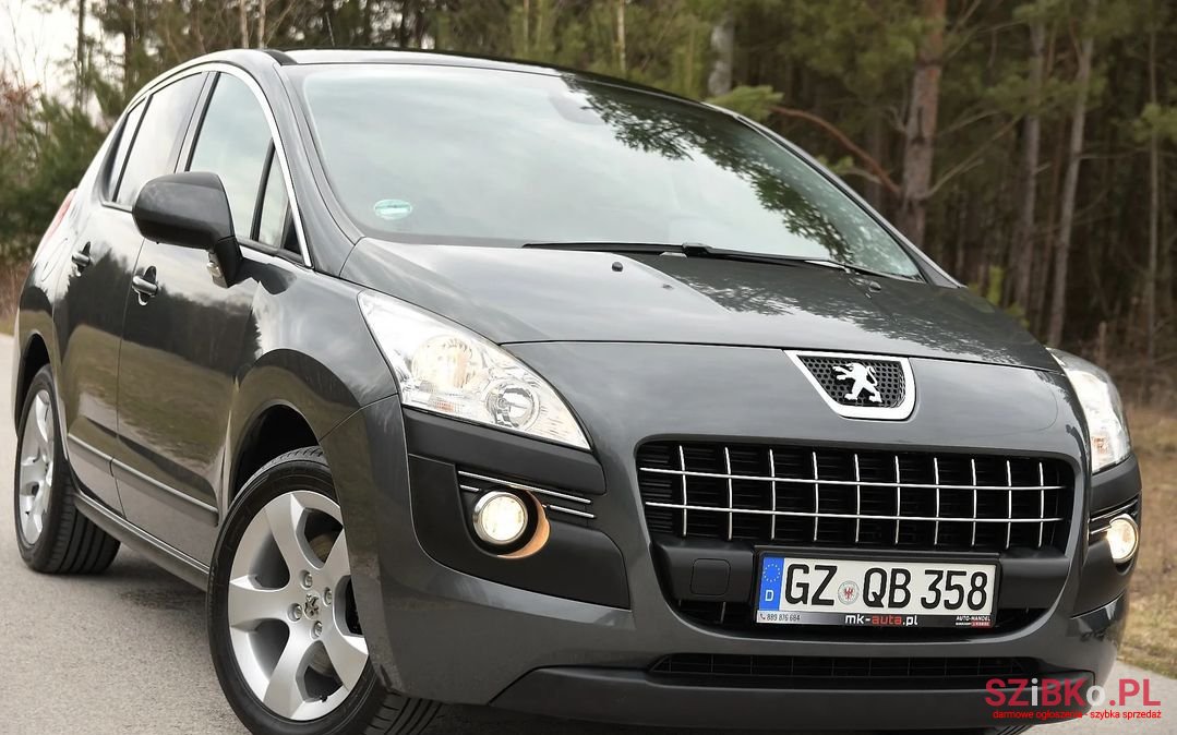 2012' Peugeot 3008 photo #2
