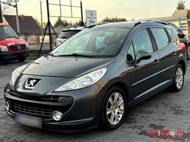 2008' Peugeot 207 1.6 Hdi Tendance photo #1