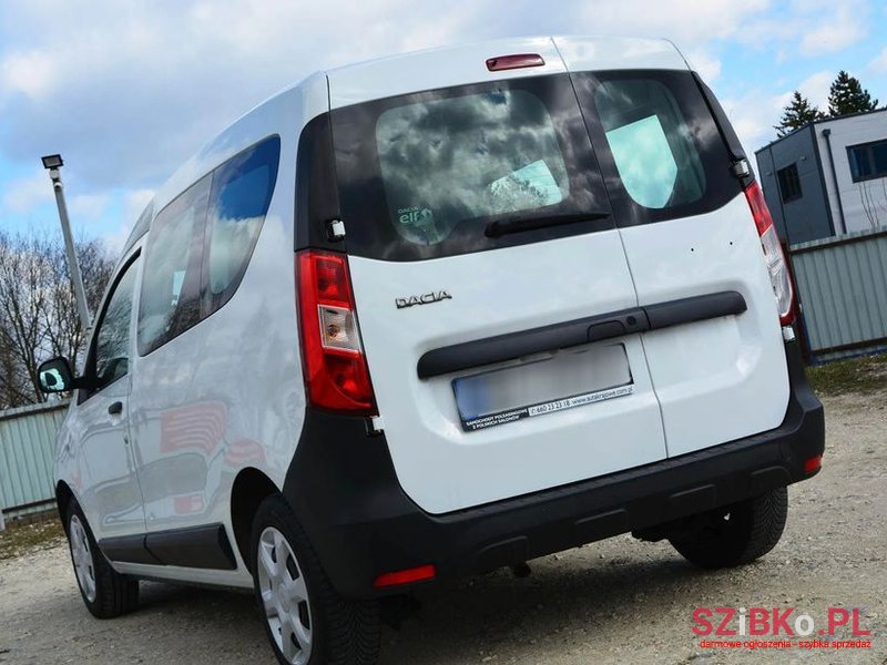 2018' Dacia Dokker 1.6 Sce Laureate photo #5