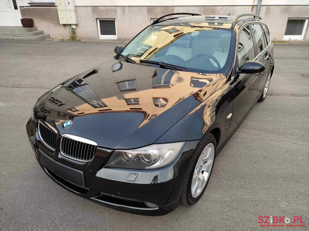 2005' BMW 3 Series photo #3