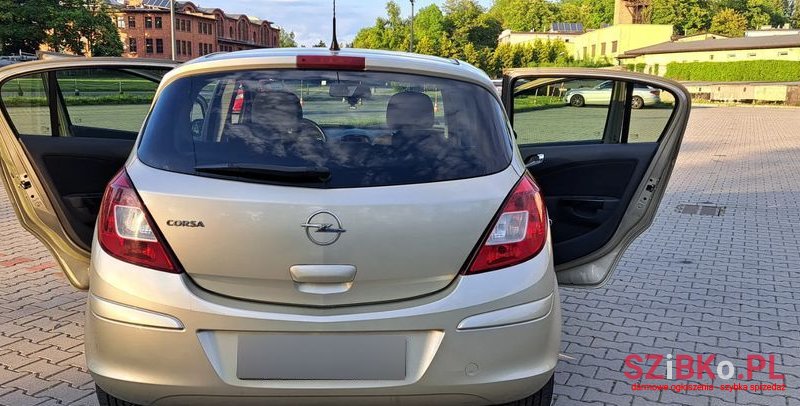 2010' Opel Corsa 1.4 16V 111 photo #2