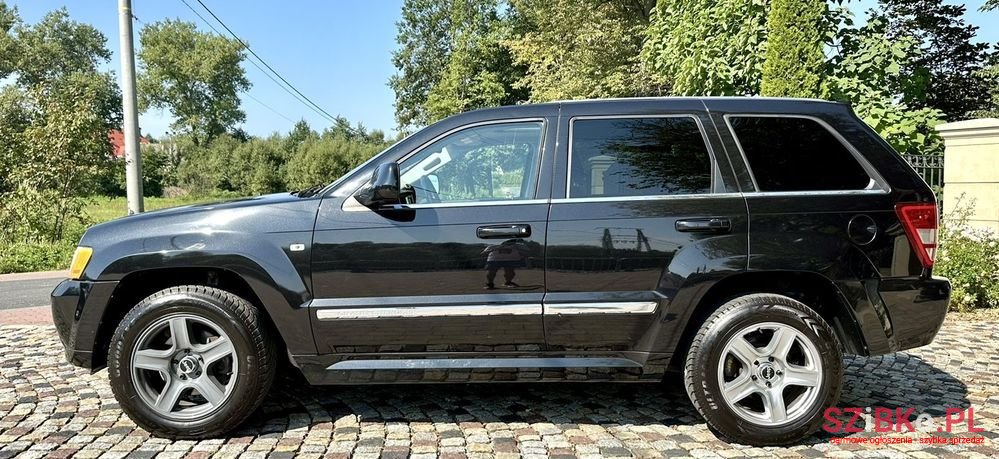 2010' Jeep Grand Cherokee photo #5