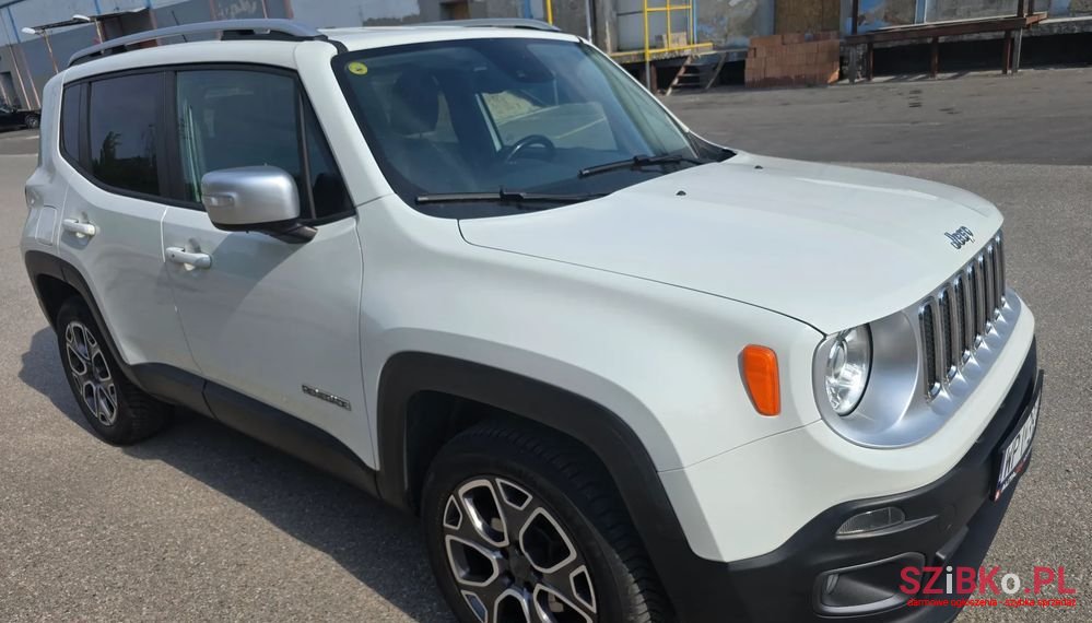 2016' Jeep Renegade photo #3