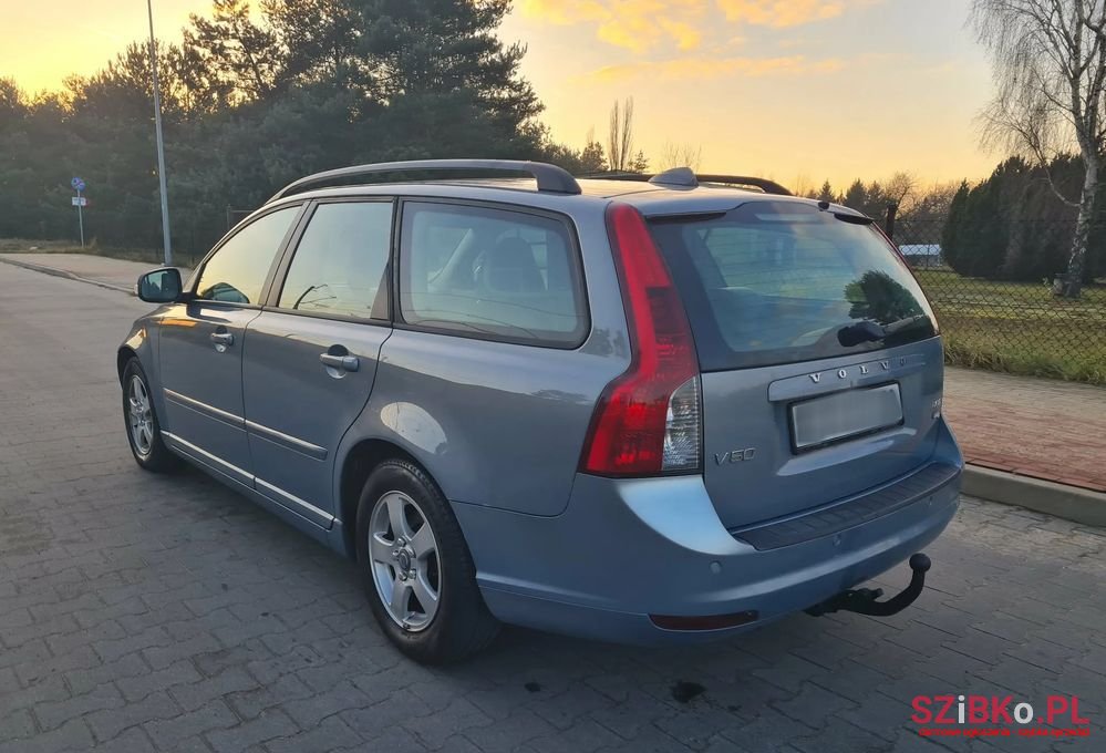 2010' Volvo V50 photo #4