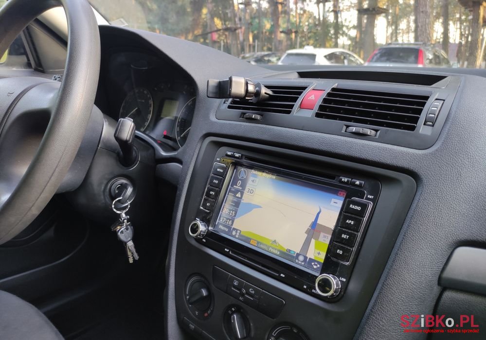 2007' Skoda Octavia 1.6 Classic photo #3