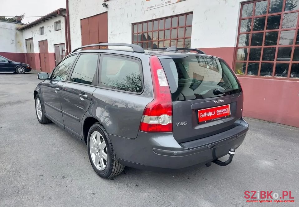 2005' Volvo V50 photo #4