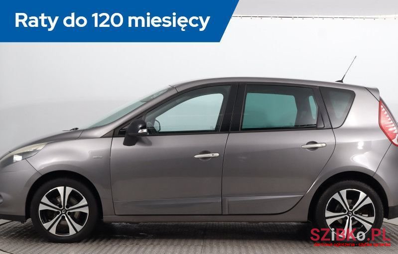 2011' Renault Scenic photo #3