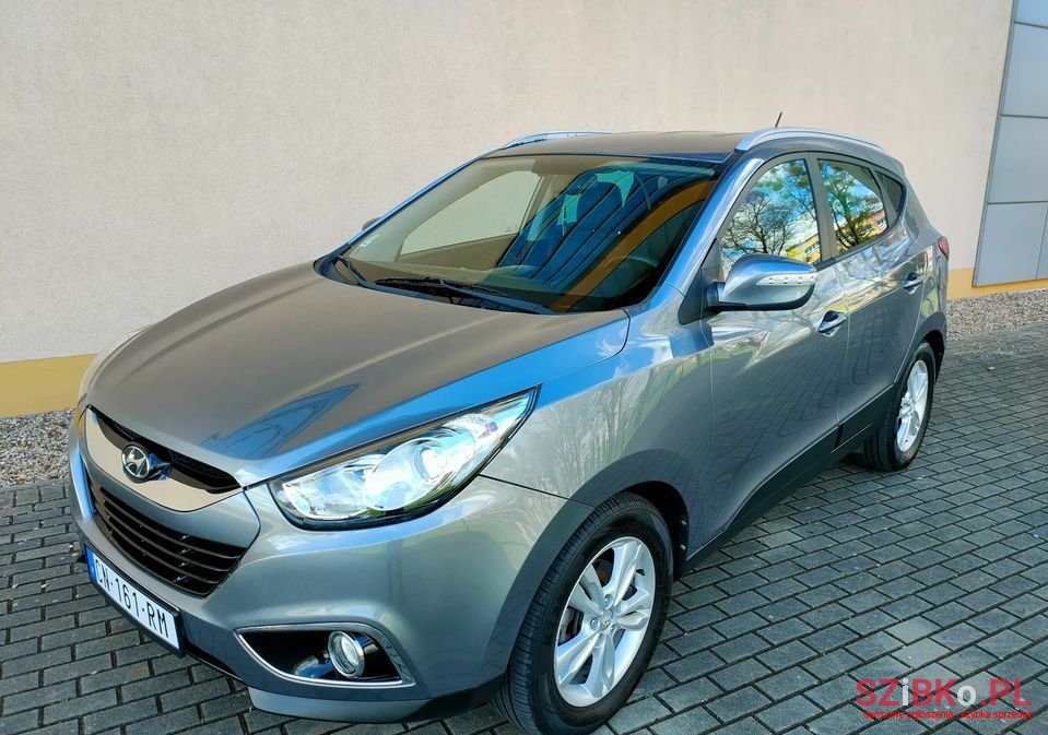 2012' Hyundai ix35 photo #1