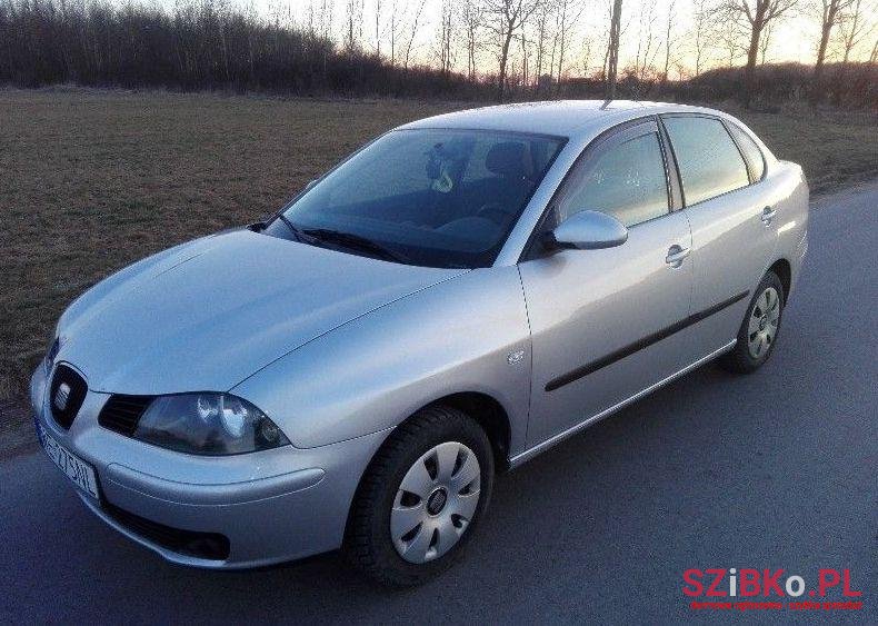 2003' SEAT Cordoba photo #1