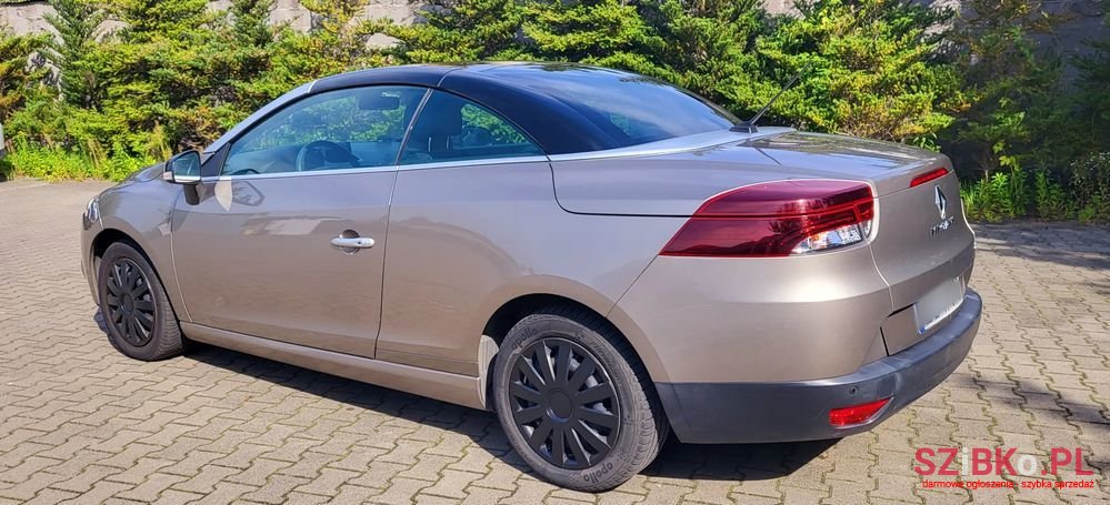 2011' Renault Megane Cc 1.9 Dci Privilege photo #3
