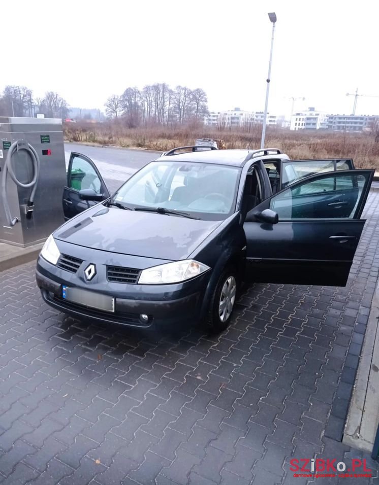 2005' Renault Megane photo #3