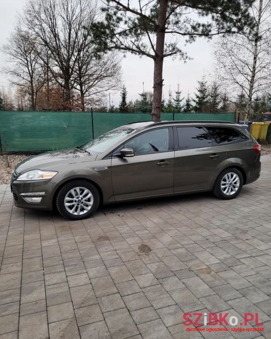 2012' Ford Mondeo photo #3