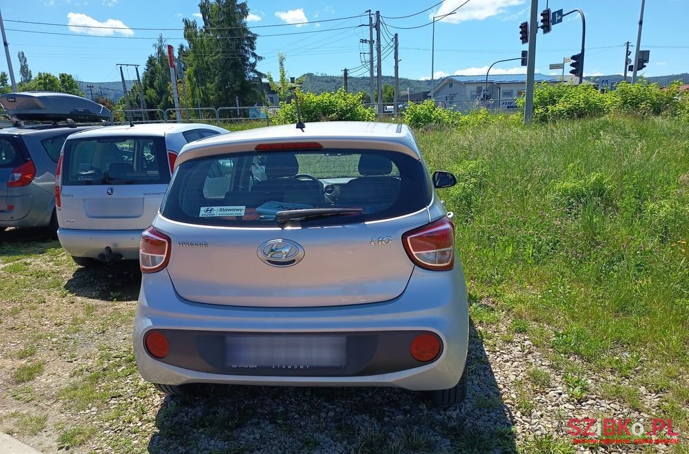 2017' Hyundai i10 1.0 Access photo #5