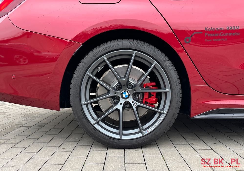 2024' BMW 3 Series 330I Xdrive M Sport photo #3