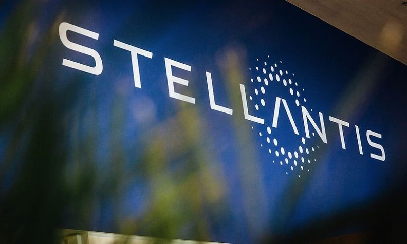 Stellantis Believes Combustion Engine Cars Will Be In Use Through 2050