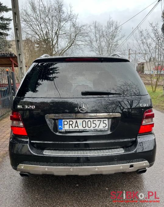 2006' Mercedes-Benz Ml photo #5