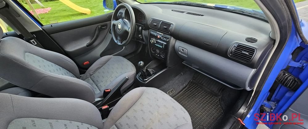 2001' SEAT Leon 1.6 Spirit Cool photo #6