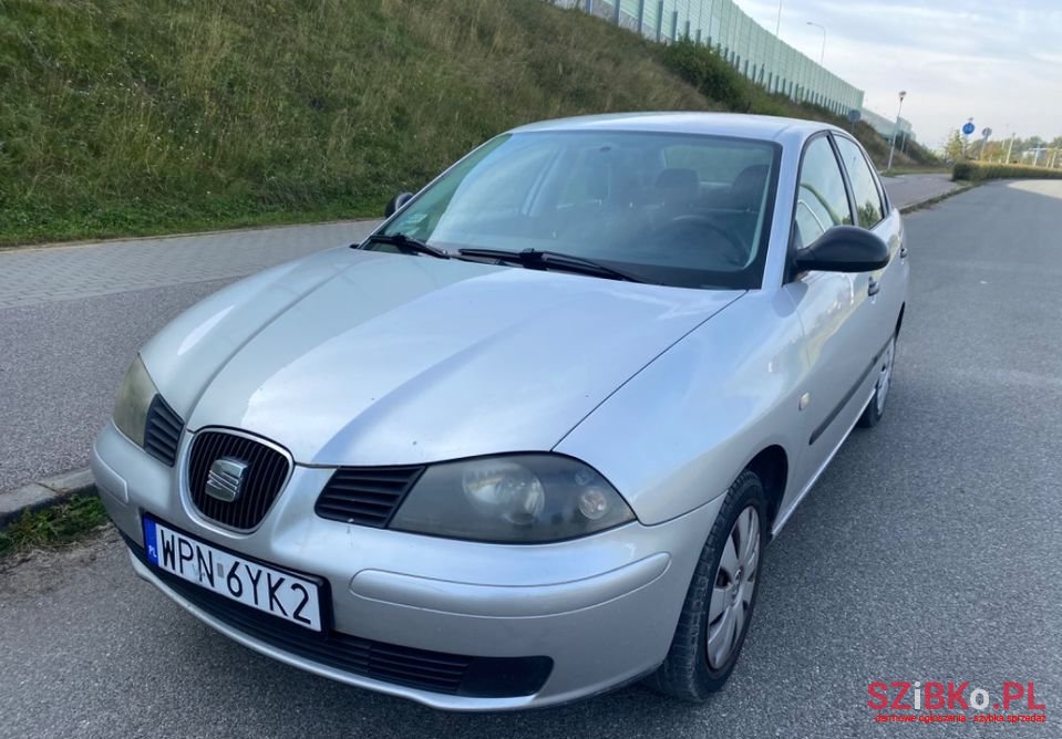 2003' SEAT Cordoba photo #1