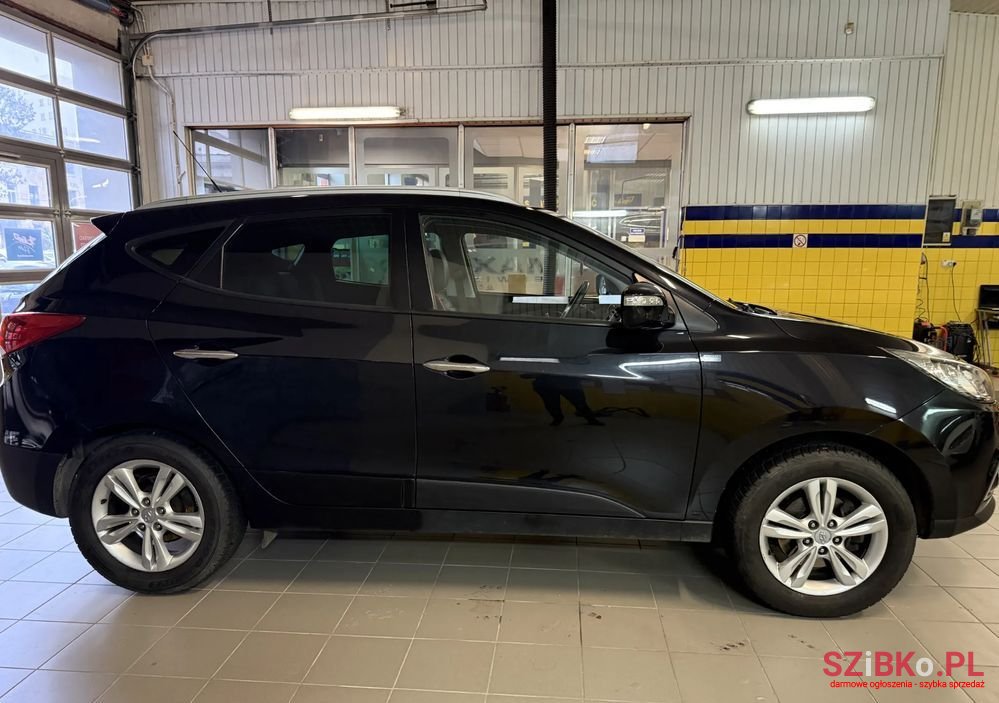 2010' Hyundai ix35 photo #2