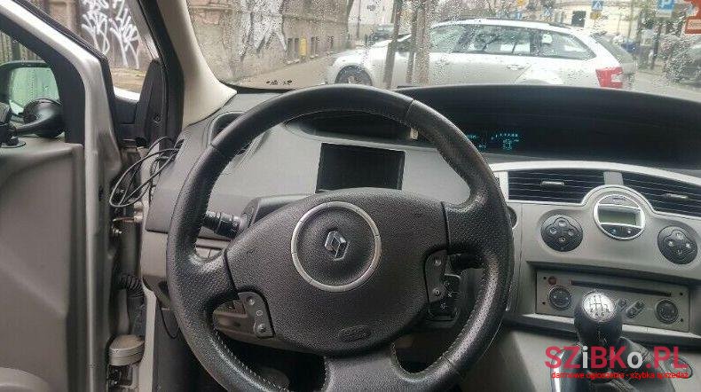2008' Renault Scenic photo #4