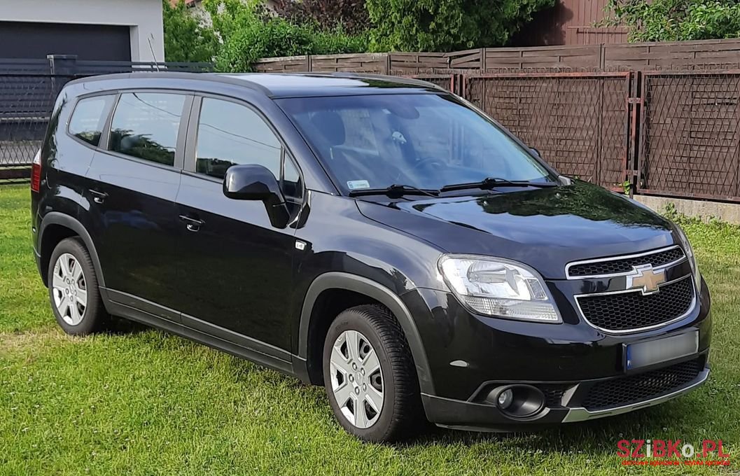 2011' Chevrolet Orlando photo #1