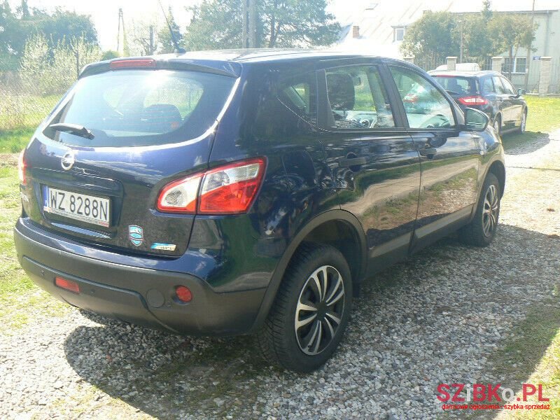 2011' Nissan Qashqai photo #2