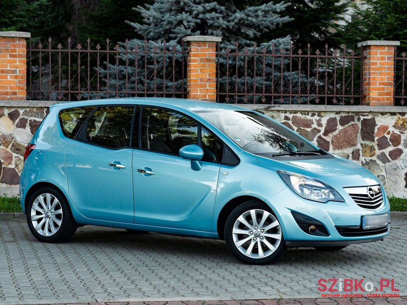 2012' Opel Meriva photo #3
