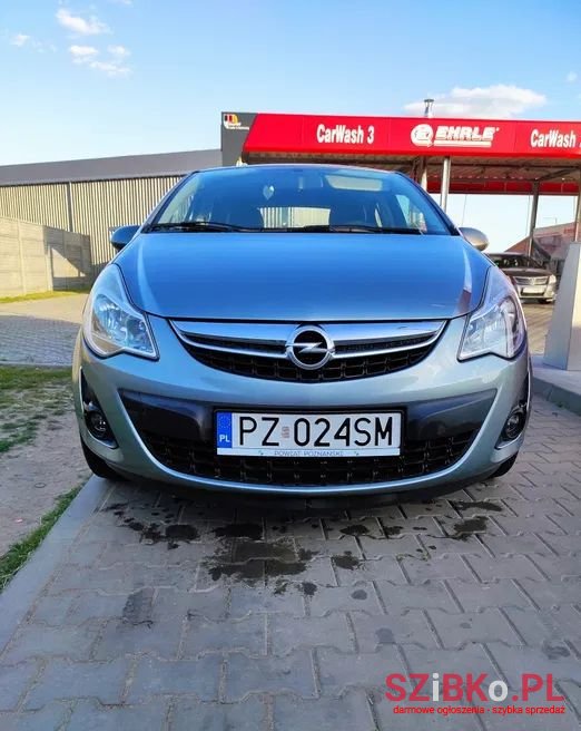 2011' Opel Corsa photo #2