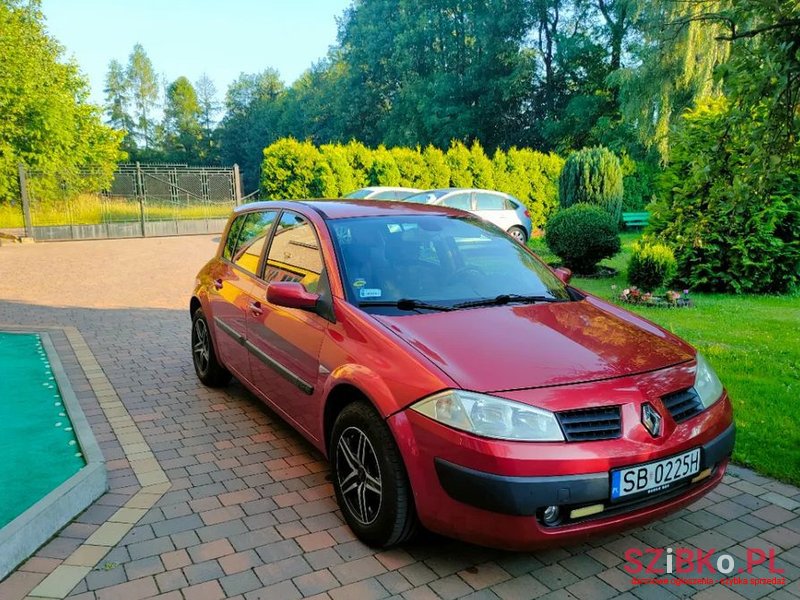 2004' Renault Megane photo #1