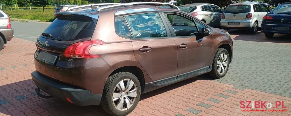 2013' Peugeot 2008 photo #2