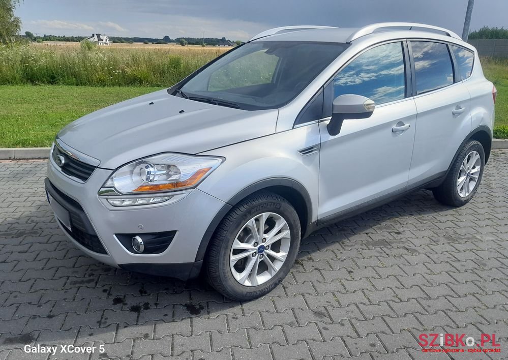 2012' Ford Kuga photo #3
